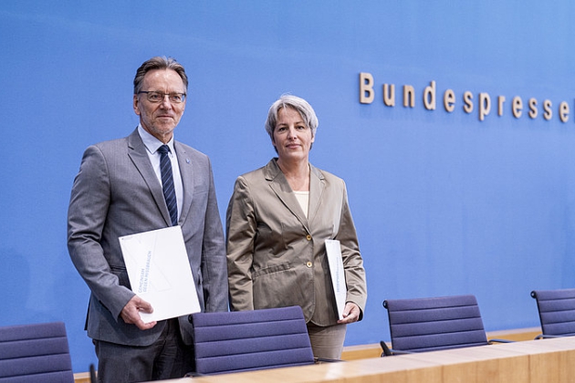 Bundespressekonferenz UBSKM Claus und BKA Präsident Holger Münch